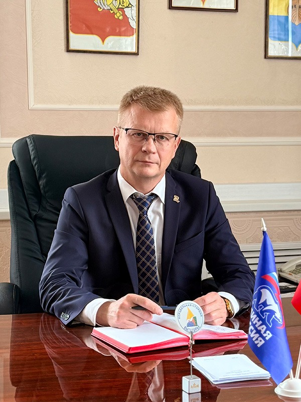 Быков Игорь Александрович.